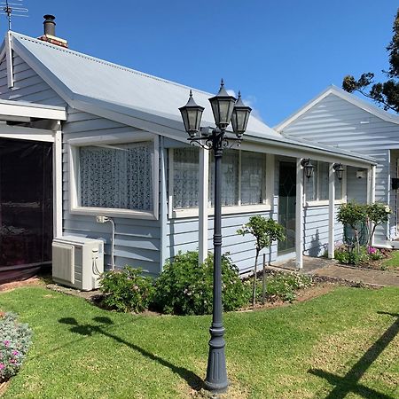 That Seaside Cottage - Fully Equipped Home, 4 Bedrooms On The Foreshore Tooradin Kültér fotó