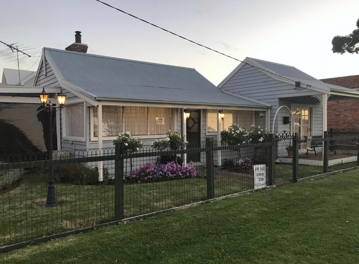 That Seaside Cottage - Fully Equipped Home, 4 Bedrooms On The Foreshore Tooradin Kültér fotó